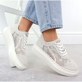 Zapatos para mujeres en la plataforma White Vinceza 17371 blanco 4