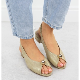 Sandalias de baja tacón para mujeres Dorado T.Sokolski 136 7