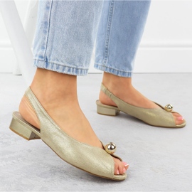 Sandalias de baja tacón para mujeres Dorado T.Sokolski 136 6