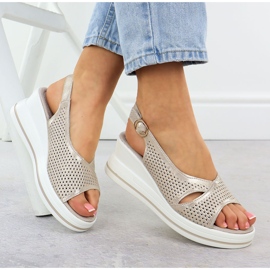 S.Barski Sandalias de cuero para mujeres abiertas en el Złote S. Barski LR51-660 Cuñas dorado 4