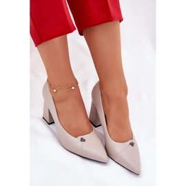 Bombas en el poste elegante Vinceza 62224 Gray gris 9