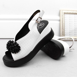 Sandalias cuña de piel con abalorios Filippo W PAW529B blanco 6