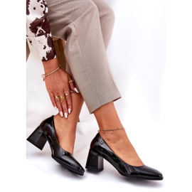 Bombas para mujeres lacadas en cuero en el Vinceza 91130 Black Post negro 4