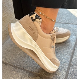 Zapatillas de ante femeninas en la plataforma Big Star RR274A345 Hi-Poly Dark-Line beige 11