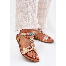 Sandalias de mujeres planas con cinturón trenzado y decoración Artiker 56C1316 PLN dorado 2