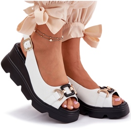 ARTIKER Sandalias de cuero para mujeres en cuña y plataforma con decoración Artker 56C1588 White blanco 9