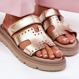 Zapatillas de cuero natural para mujeres en la plataforma de oro Zazoo 40440 dorado 10