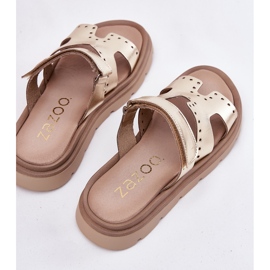 Zapatillas de cuero natural para mujeres en la plataforma de oro Zazoo 40440 dorado 13