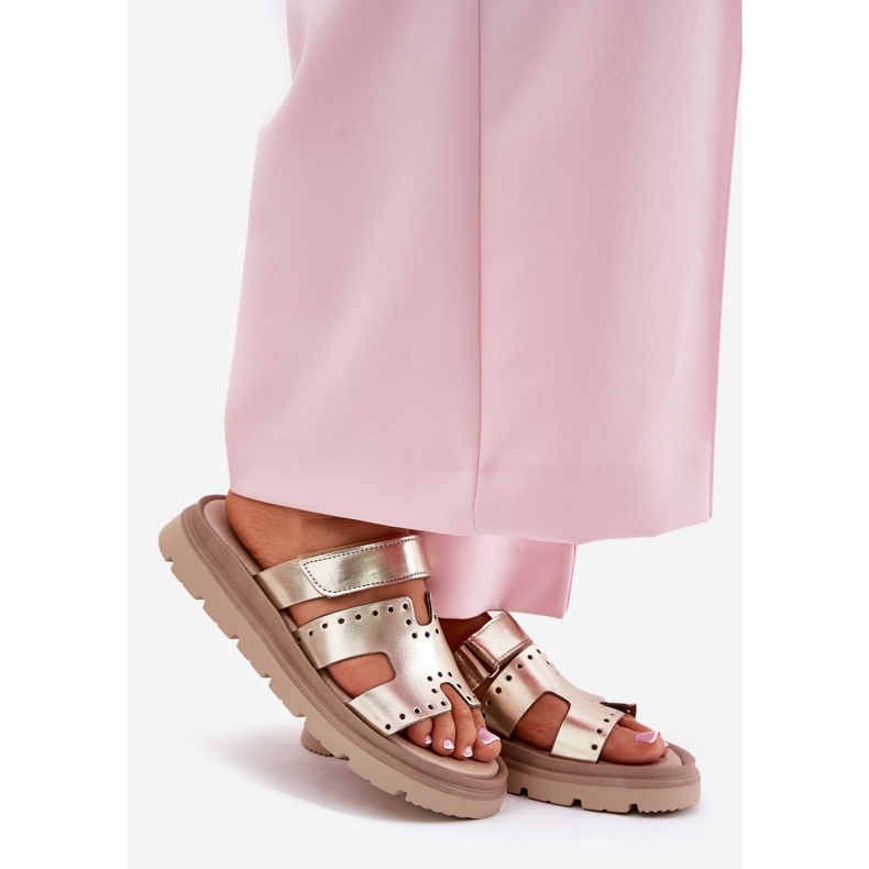 Zapatillas de cuero natural para mujeres en la plataforma de oro Zazoo 40440 dorado 1