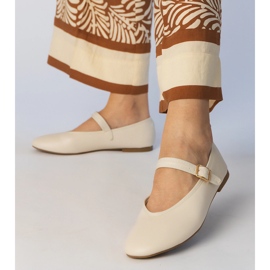 Bailarinas beige femeninas con hebilla 3