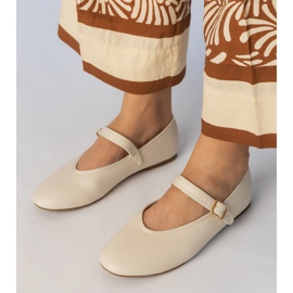 Bailarinas beige femeninas con hebilla 4