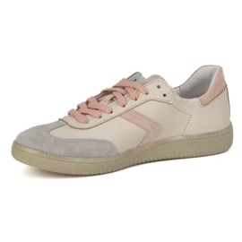 Zapatillas de cuero para mujeres Olivier N1091 beige 2
