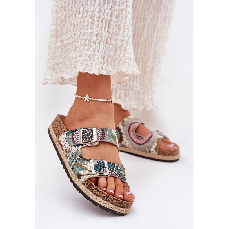 Zapatillas para mujeres estampadas en una plataforma de corcho con Lee Cooper LCW-25-35-3483L Multicolor beige 2