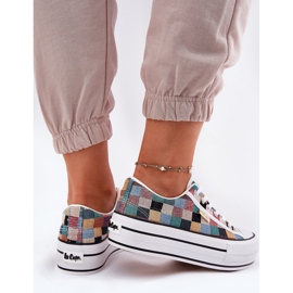 Zapatillas de deporte femeninas estampadas en la plataforma multicolor de Lee Cooper LCW-25-31-3441L beige 10