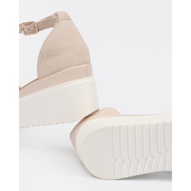 Seastar Light -Beige Sandalias para mujeres en una cuña blanca 1