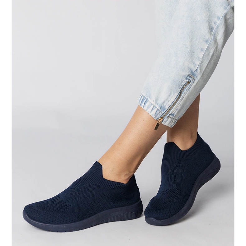 Zapatillas de deporte de deportes azul marino con una parte superior de SOCKING 1 Zapatillas de deporte de deportes azul marino con una parte superior de SOCKING 1