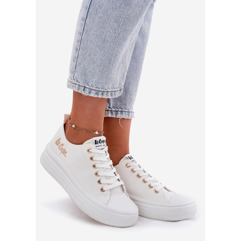 Zapatillas de deporte femeninas en la plataforma blanca Lee Cooper LCW-24-44-2462L blanco 1 Zapatillas de deporte femeninas en la plataforma blanca Lee Cooper LCW-24-44-2462L blanco 1