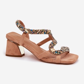 Sandalias de mujeres en una publicación con Artiker 56C1377 Crystals beige 4