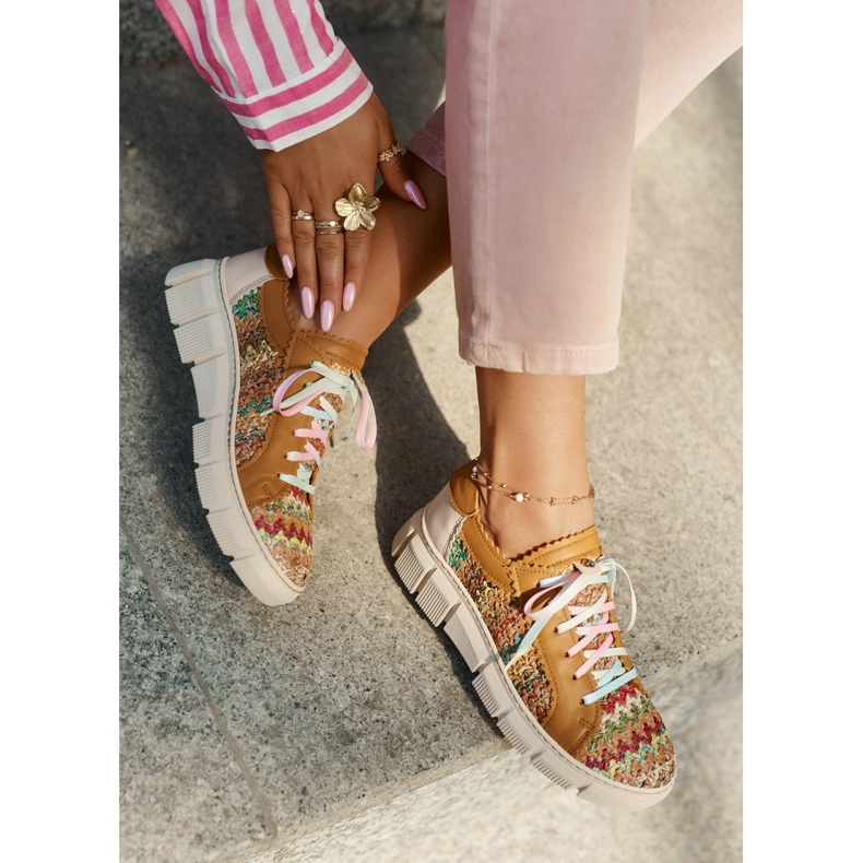 Zapatos de cuero para mujeres maciejka 05850-29 multicolor 2