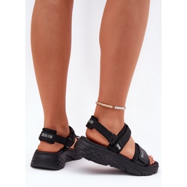 Sandalias deportivas femeninas en la plataforma negra Big Star RR274A077 negro 7