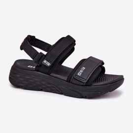 Sandalias deportivas femeninas en la plataforma negra Big Star RR274A077 negro 8