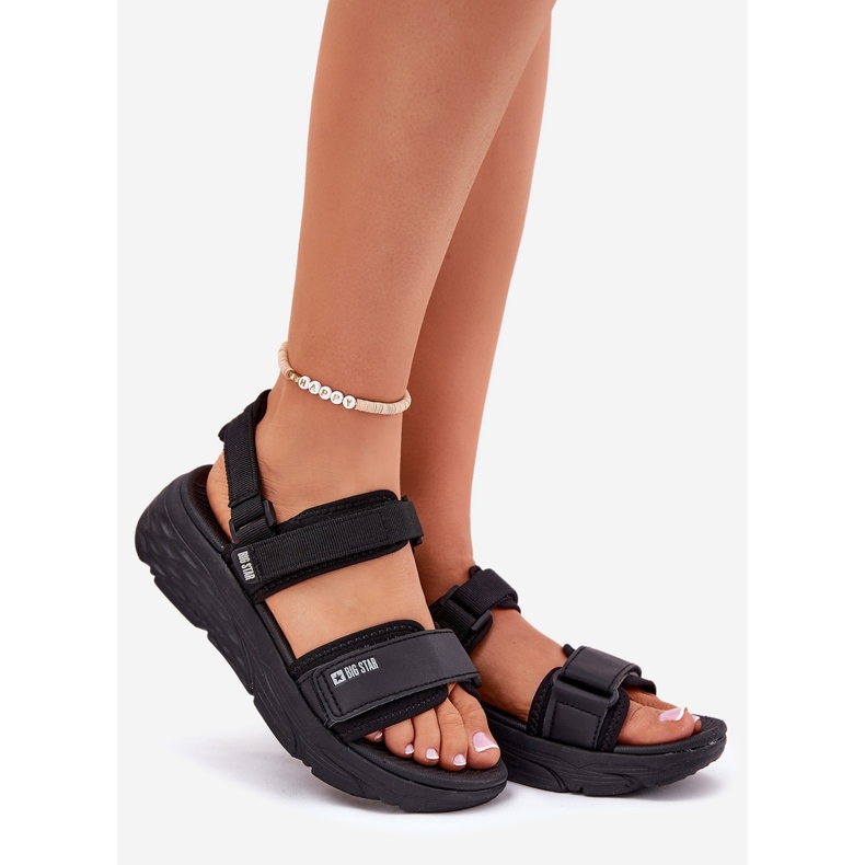 Sandalias deportivas femeninas en la plataforma negra Big Star RR274A077 negro 1