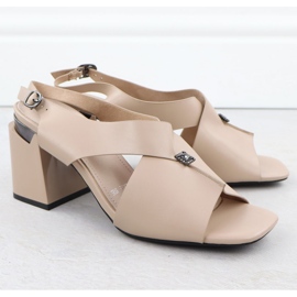 Vinceza Sandalias de mujeres en una publicación decorativa beige vincza 62238 2