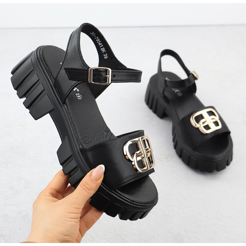 Sandalias de cuero para mujeres en el bloque negro Vinceza 79541 1