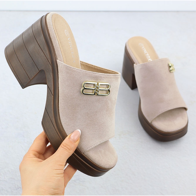 Vinceza Zapatillas para mujeres en el pilar beige vincza 17400 1