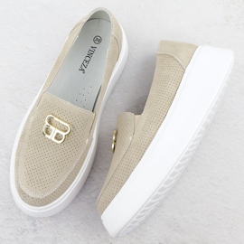Mocasines de cuero perforado en la plataforma Vinceza 93204 beige 3