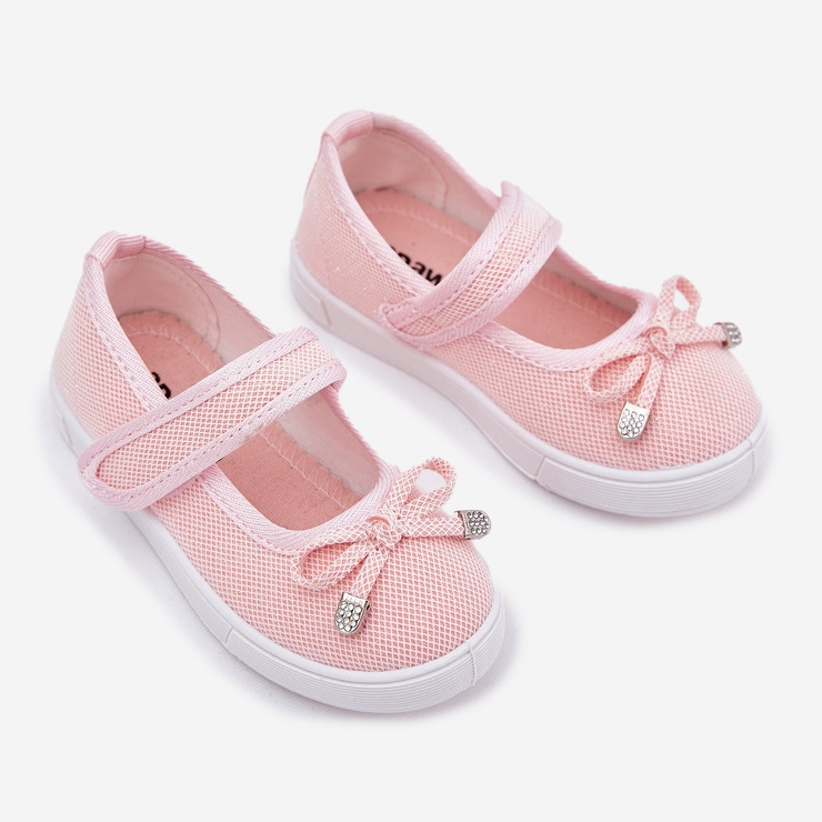 Bailarinas para niños con un arco rosa 2