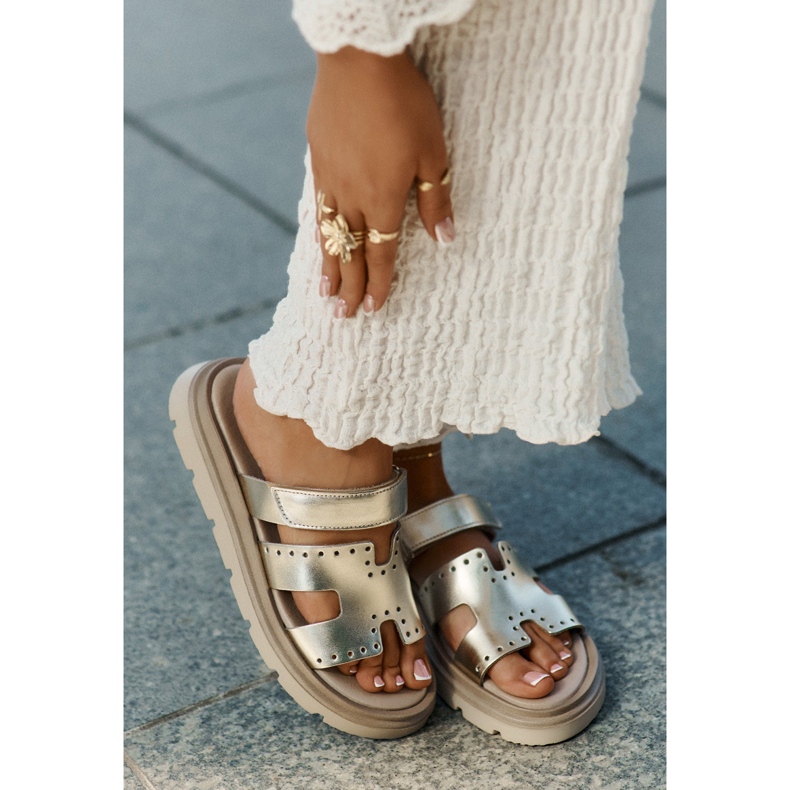 Zapatillas de cuero natural para mujeres en la plataforma de oro Zazoo 40440 dorado 2