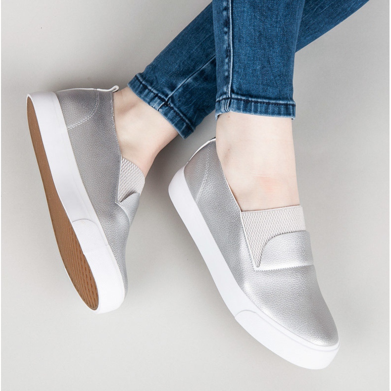 L&H Slipons de plata gris 1