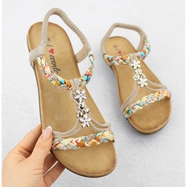 EVento Las sandalias femeninas resbalaron beige Evalo 8309 1 EVento Las sandalias femeninas resbalaron beige Evalo 8309 1