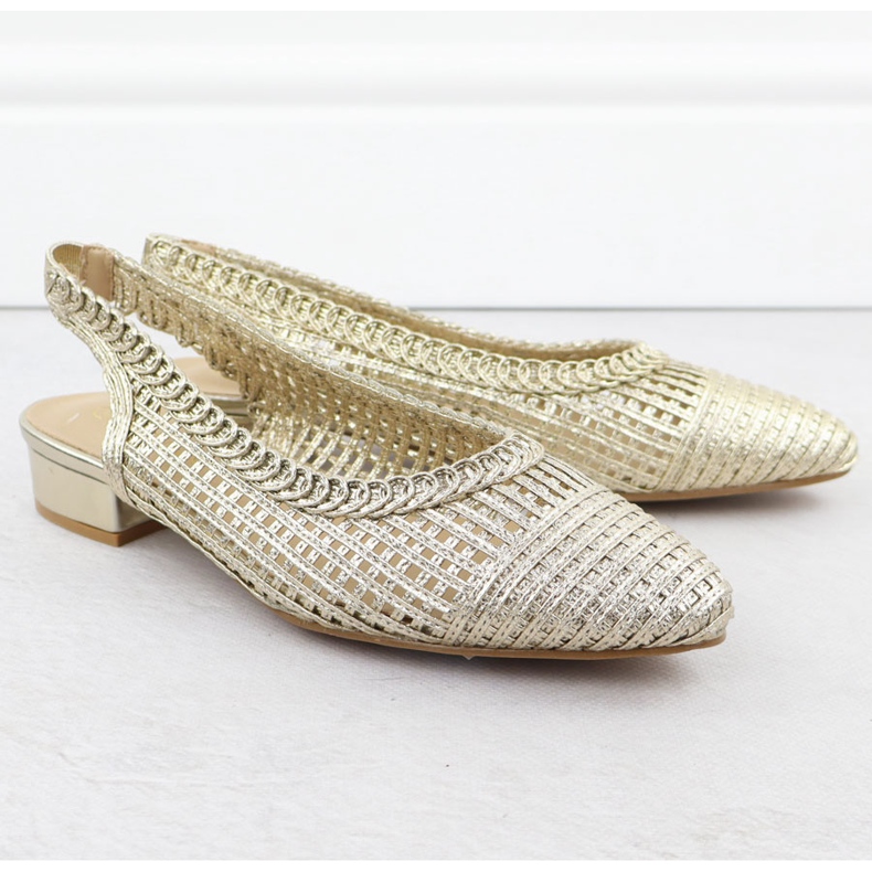 Sandalias de trabajo de trabajo femenino en el Golden Spitz T.Sokolski L25-334 dorado 2