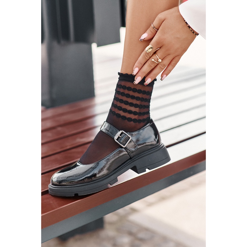 Zapatos de mujer barnizados con cinturón negro Vinceza 62179 4