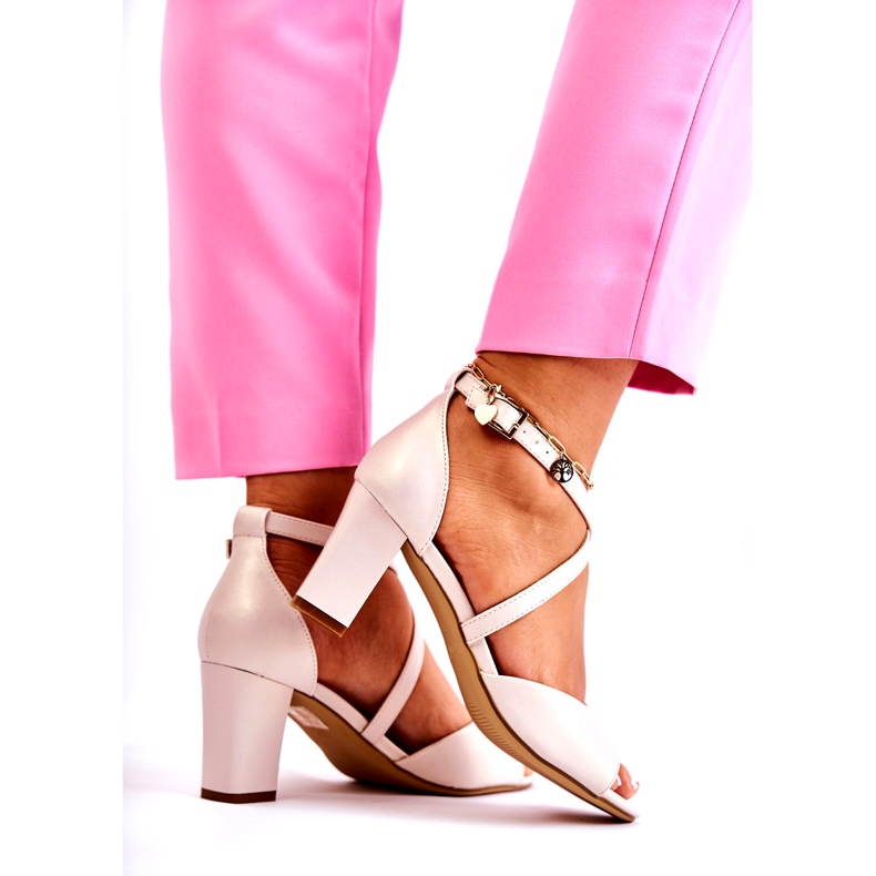 Sergio Leone Sandalias en la publicación beige perla 4