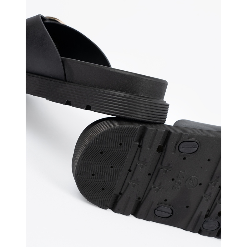 Seastar Chanclas de mujeres negras con una hebilla dorada negro 1 Seastar Chanclas de mujeres negras con una hebilla dorada negro 1