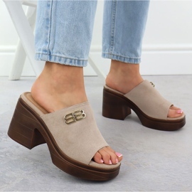 Vinceza Zapatillas para mujeres en el pilar beige vincza 17400 5