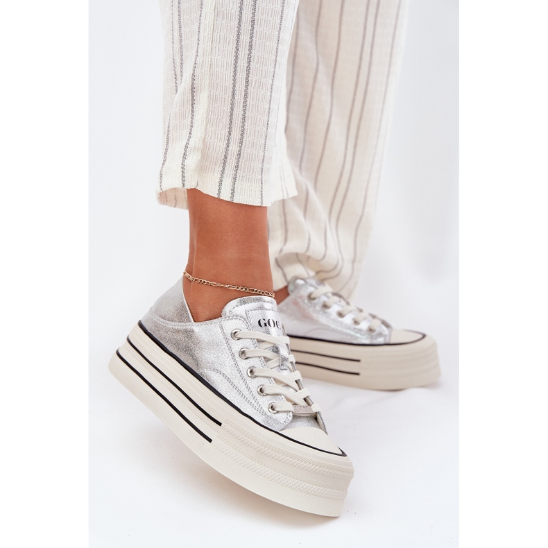 Zapatillas de deporte de cuero para mujeres en la plataforma de plata goe rr2n4108 2