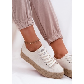 Zapatillas para mujeres en la plataforma con la trenza Lee Cooper LCW-25-02-3284 beige 3