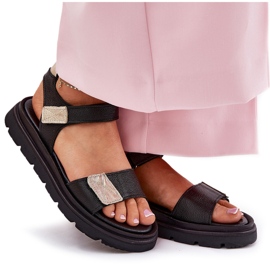 Sandalias de cuero para mujeres en la plataforma negra Zazoo 40443 negro 7