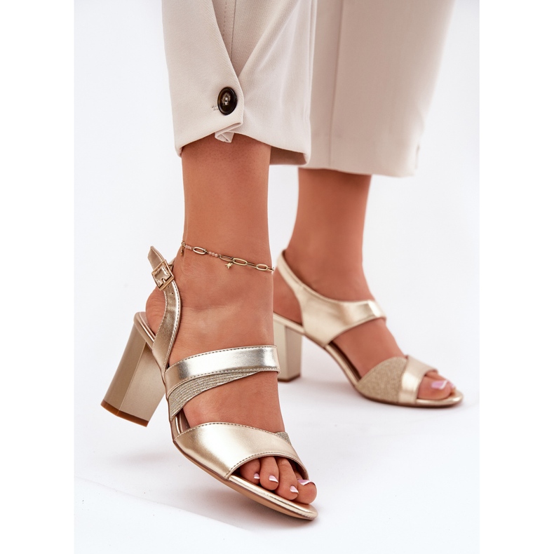 Sandalias femeninas en la publicación Sergio Leone SK866 dorado 2