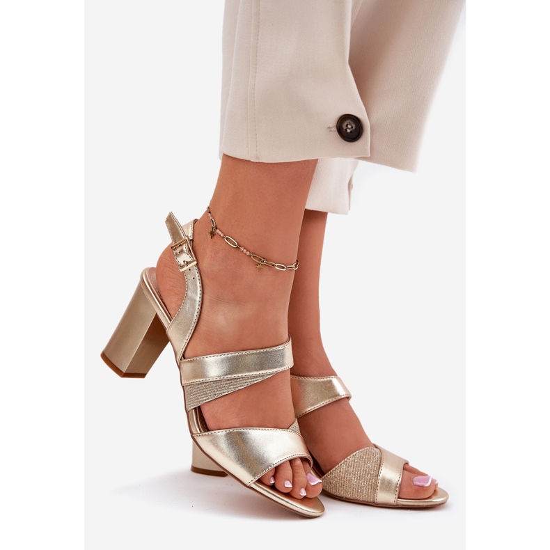 Sandalias femeninas en la publicación Sergio Leone SK866 dorado 1