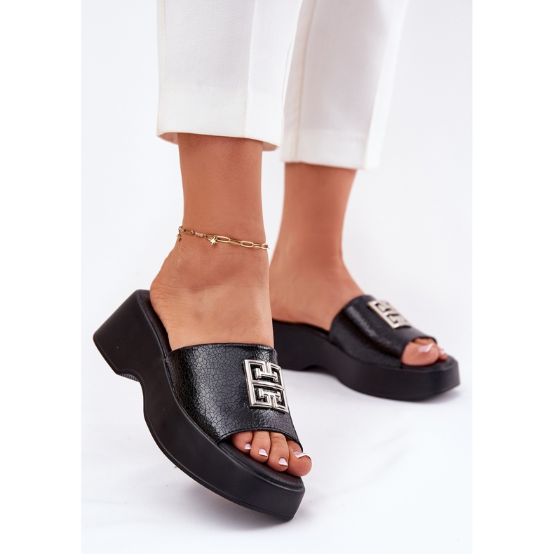 Vinceza Chanclas de cuero para mujeres con decoración Vincez 79526 Negro 2