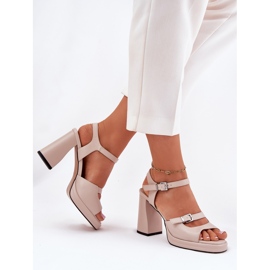 Sandalias de cuero para mujeres en el Vinceza 77110 Beige Post 3