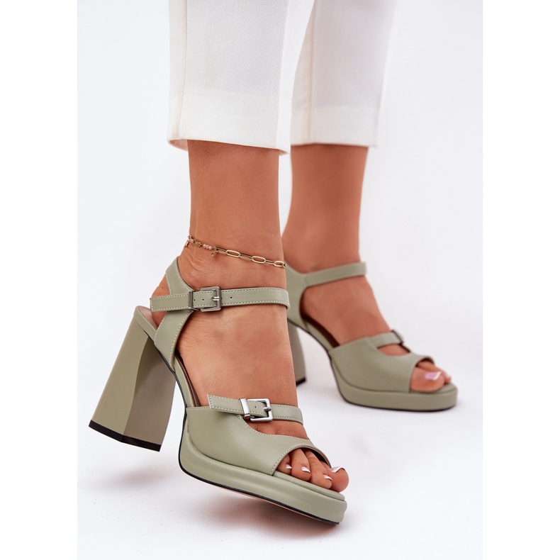 Sandalias de cuero para mujeres en el Vinceza 77110 Post Green verde 2