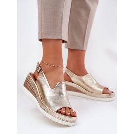 ARTIKER Sandalias de cuero para mujeres para un guarda de cuña 56C0920 Oro dorado 3