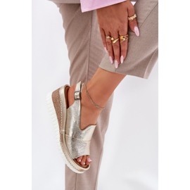 ARTIKER Sandalias de cuero para mujeres para un guarda de cuña 56C0920 Oro dorado 4