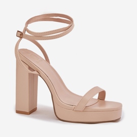 Sandalias de mujeres en el poste con Strip beige 4